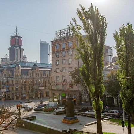 Big Jacuzzi , Sauna , Khreshchatyk Apartments Kiev Dış mekan fotoğraf