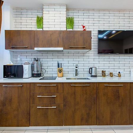 Big Jacuzzi , Sauna , Khreshchatyk Apartments Kiev Dış mekan fotoğraf