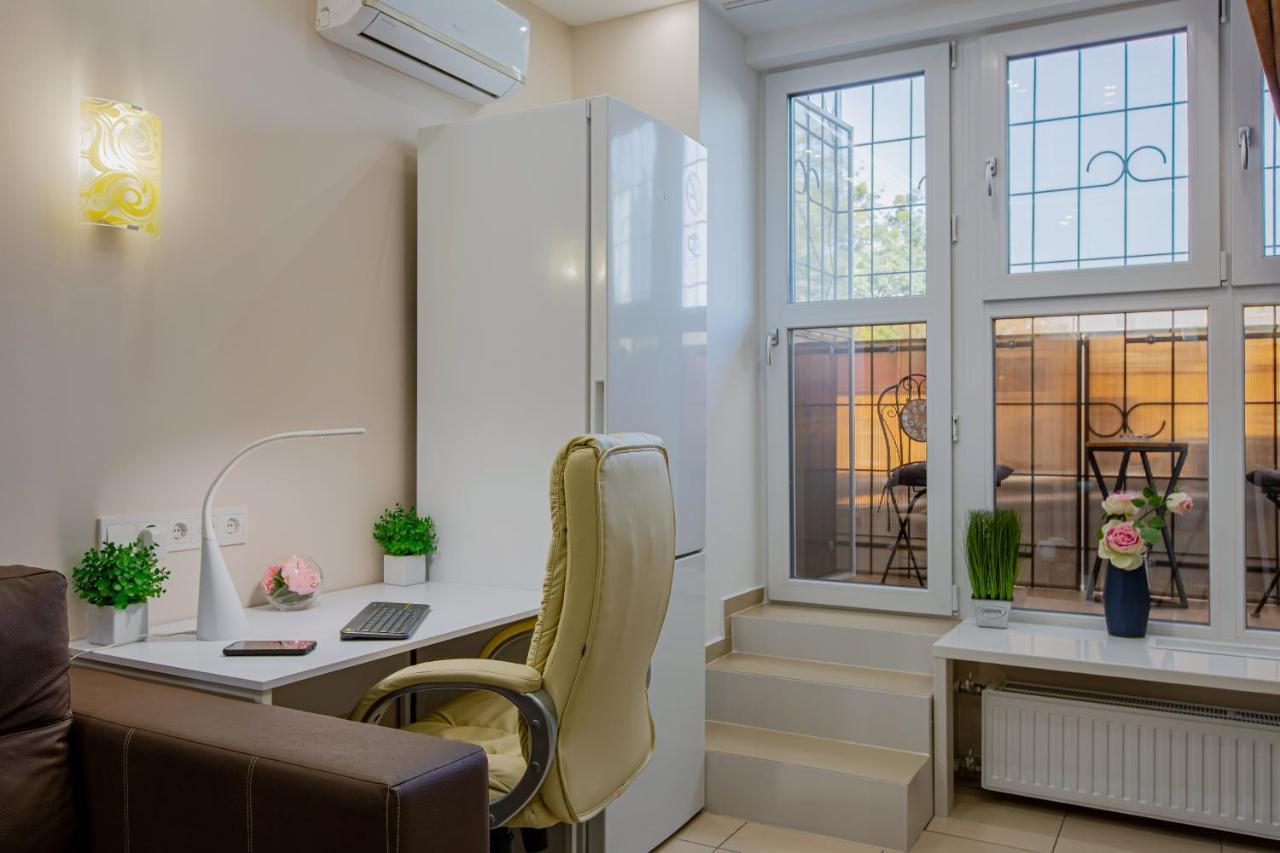 Big Jacuzzi , Sauna , Khreshchatyk Apartments Kiev Dış mekan fotoğraf