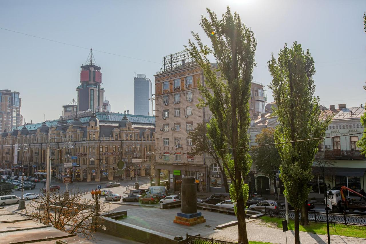 Big Jacuzzi , Sauna , Khreshchatyk Apartments Kiev Dış mekan fotoğraf