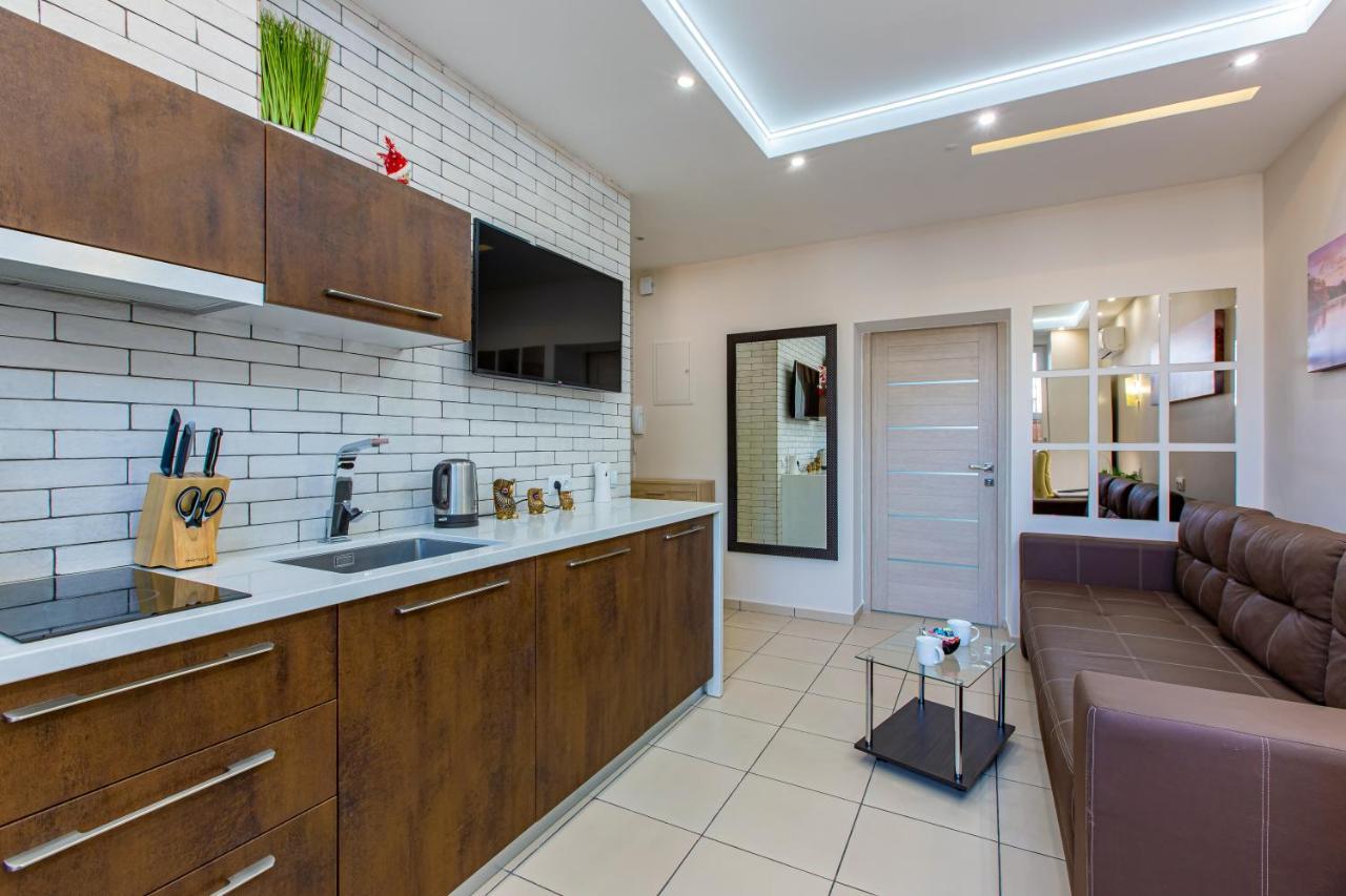 Big Jacuzzi , Sauna , Khreshchatyk Apartments Kiev Dış mekan fotoğraf