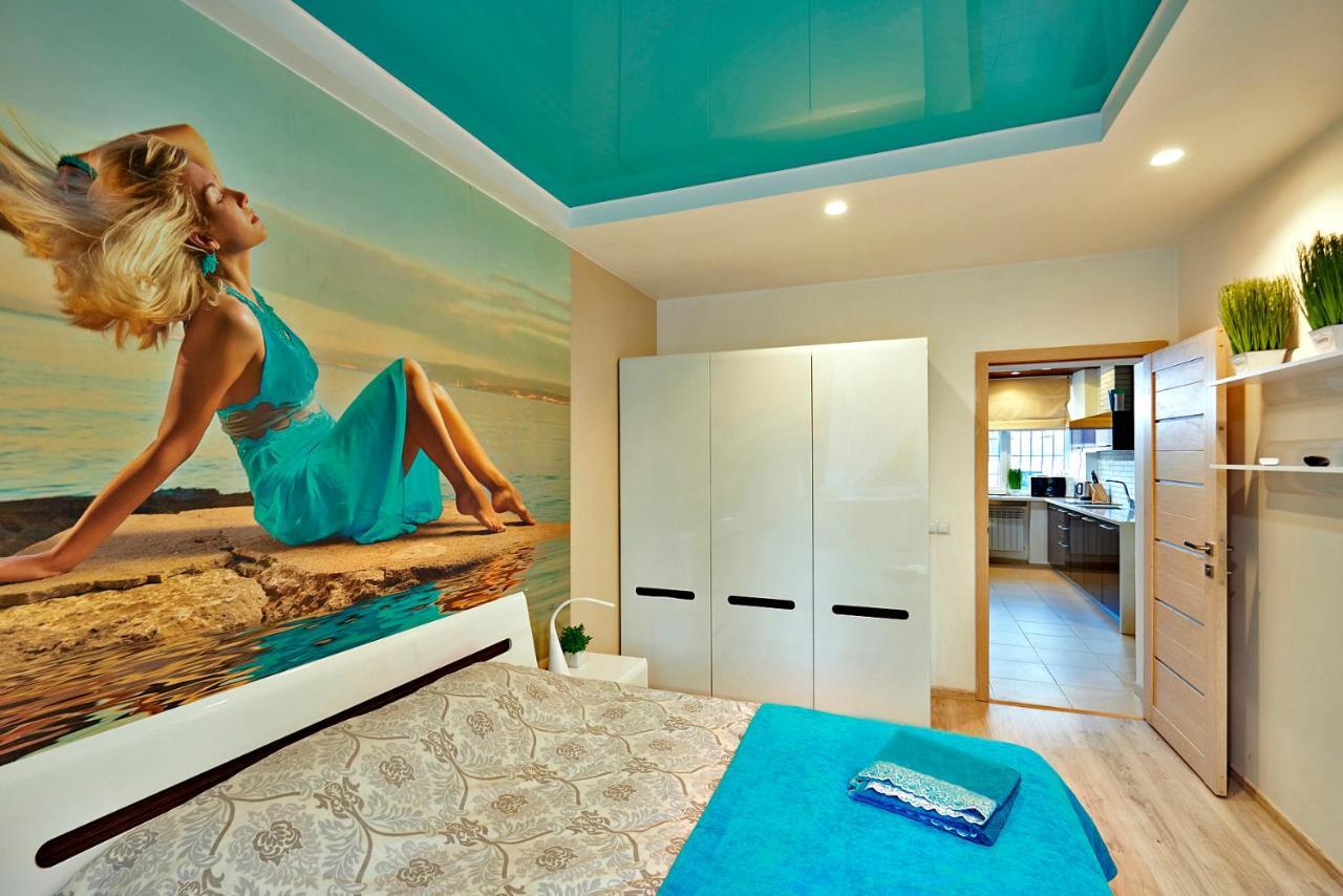Big Jacuzzi , Sauna , Khreshchatyk Apartments Kiev Dış mekan fotoğraf